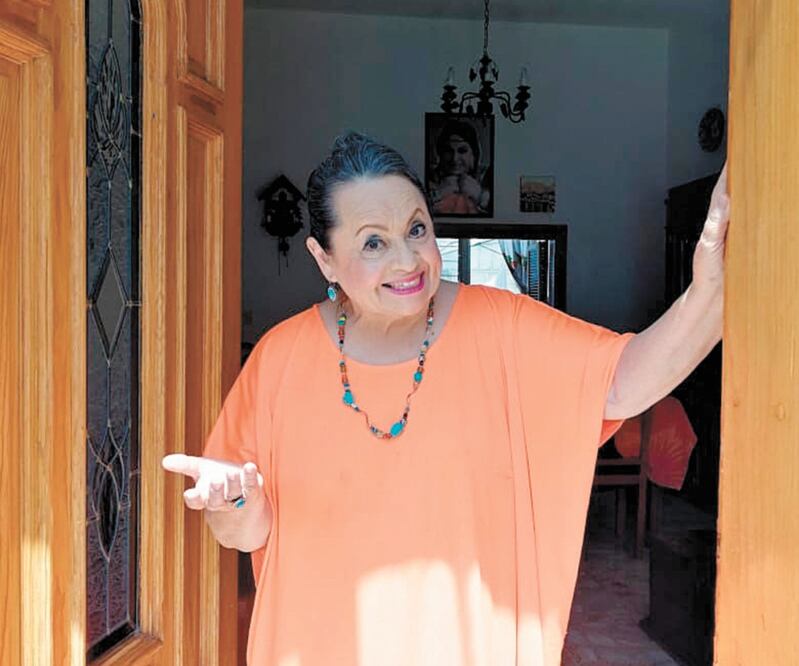 Lucila señala que este año fue una de las afectadas por la contigencia sanitaria, pues tenía dos obras por sacar. Foto: