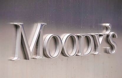 Las entidades incumplen con el registro de deuda: Moody’s