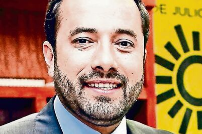 La guerra de las bardas entre PAN y PRD