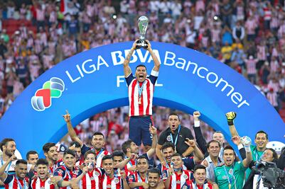 A un año del título de Chivas
