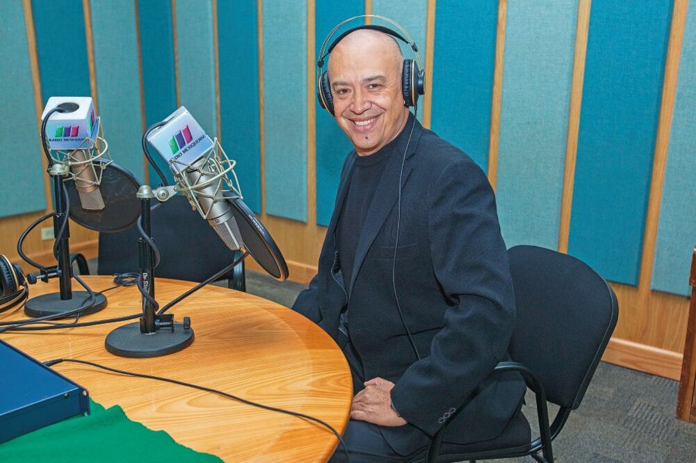 Después de comenzar con el primer relato, Rubén se relajó y las cosas fueron fluyendo entre el público y él. (CAMILA MATA. EL UNIVERSAL)