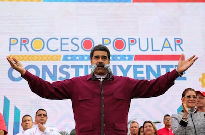 México se ha convertido en "estado fallido a merced de la violencia": Maduro