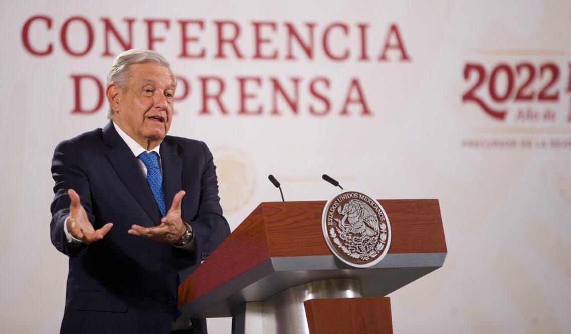 López Obrador aseguró que cuando hay vocación por la justicia, no son los procedimientos sino lo más importante es el recto proceder de la autoridad. Foto: Germán Espinosa