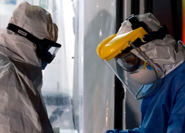 Registran brote de Covid-19 en Hospital Universitario de Monterrey