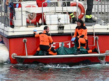 Italia abre una investigación por homicidio tras naufragio del yate en Sicilia