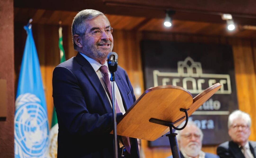 El titular de la Secretaría de Relaciones Exteriores, Juan Ramón de Fuente en el Instituto Mora en el diálogo Local Multiactor: Zona Centro. Foto: Cortesía de SRE