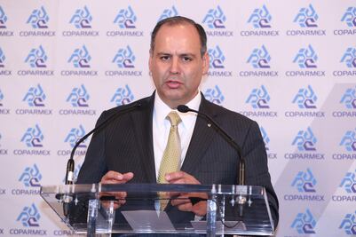 Pendiente, legislar temas que impiden los negocios en México: Coparmex