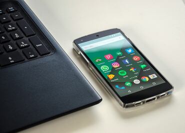 Apps para crear tu CV desde tu celular