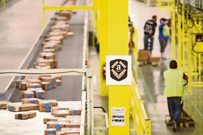 Minoristas van por récord de venta en Ciberlunes 2016