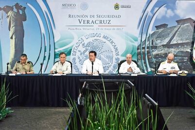 Vamos por cabezas del huachicol: Osorio Chong