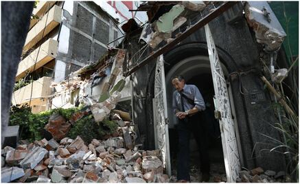 Historias de WhatsApp que salvaron vidas tras el sismo en México