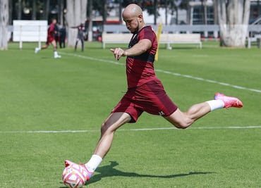 Charly González, mejor que Gareth Bale
