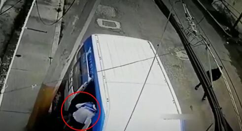 Cae banda dedicada al robo de transeúntes tras seguimiento de videocámaras en Puebla