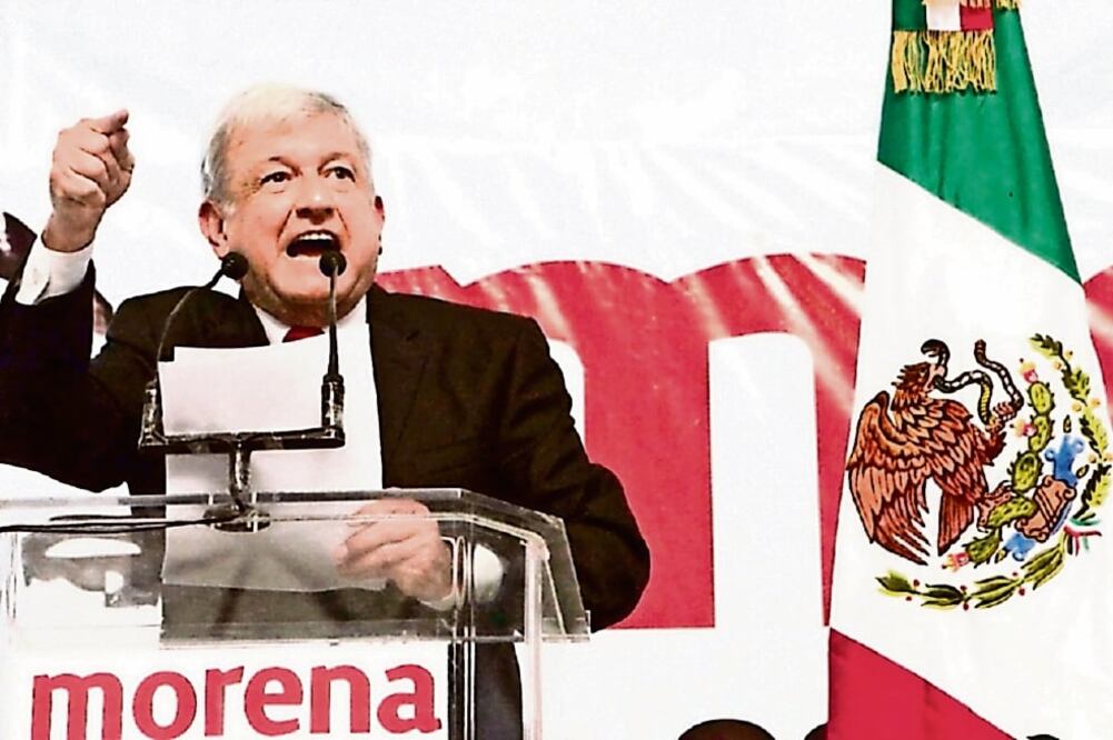 Andrés Manuel López Obrador corroboró la transferencia de los títulos de dos apartamentos a uno de sus hijos en 2005 (ARCHIVO EL UNIVERSAL)