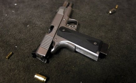 Juez se dispara en tribunal de Tailandia para criticar el sistema judicial