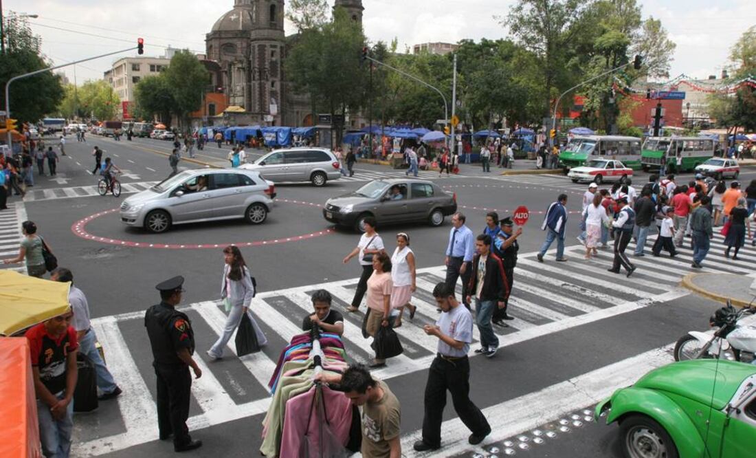 Normas para peatones en el Reglamento de Tránsito