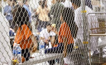Oficina de Aduanas de EU tiene bajo custodia a más de 5 mil niños migrantes, según medio
