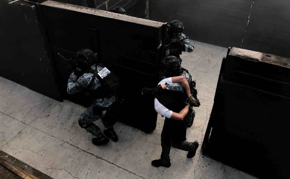 Elementos de la Fuerza Especial de la GN realizan ejercicio de seguridad pública en Santa Lucía. Foto: Diego Simón/EL UNIVERSAL