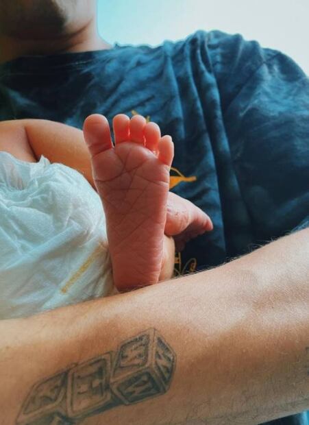 Mau Montaner y Sara Escobar se convierten en padres ¡Índigo tiene primito!