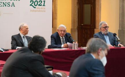 La FGR es “un elefante reumático”, reclaman padres de normalistas a AMLO