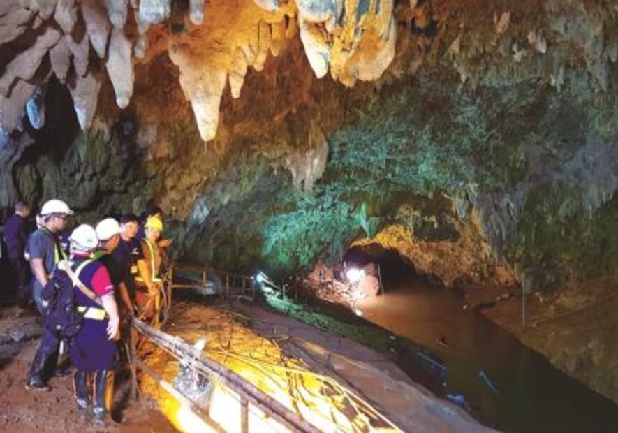 El Foco. Aquí, parte de la plática telefónica entre el "Peje" y Trump 