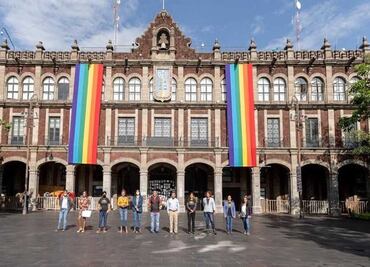 Palacio de Gobierno de Morelos se viste con la bandera de la diversidad sexual