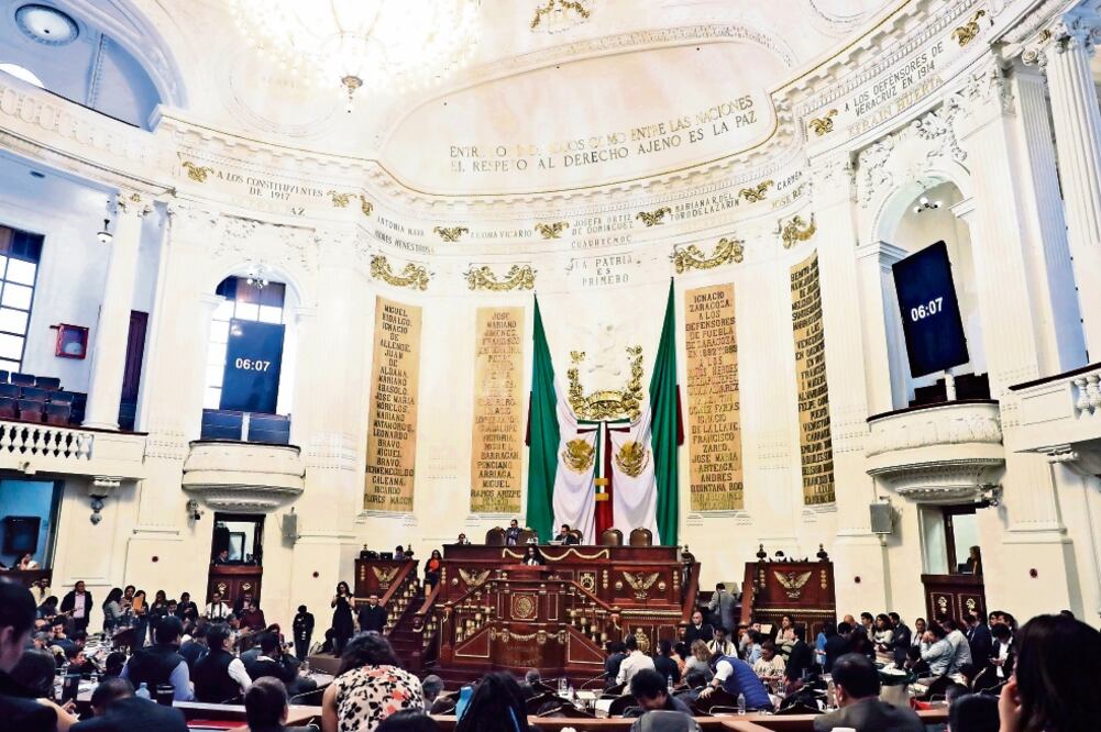 El jefe de Gobierno. José Ramón Amieva, debe acudir el 17 de septiembre ante el pleno del Poder Legislativo para rendir su informe de actividades. (ARCHIVO EL UNIVERSAL)