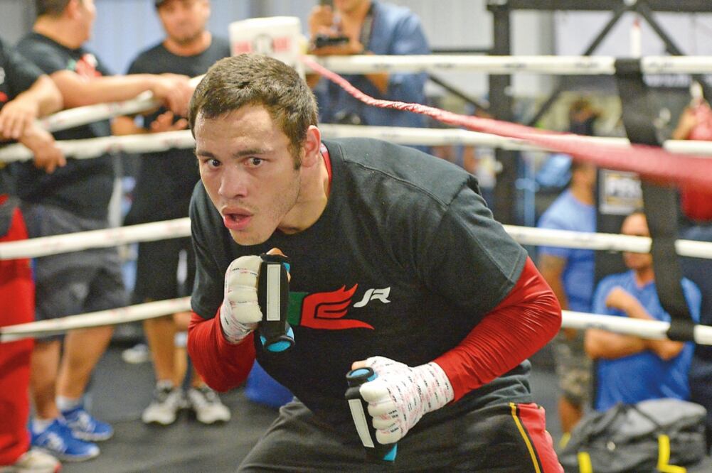 El sinaloense quiere demostrar que heredó algo más que el apellido. (JAYNE KAMIN. ONCEA)