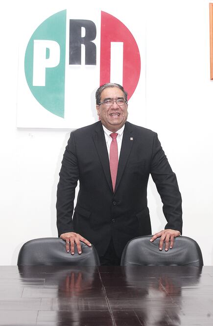 Mauricio López Velázquez, presidente del PRI en el Distrito Federal (ADRIÁN HERNÁNDEZ. EL UNIVERSAL)