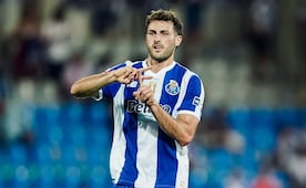 Santi Giménez se queda sin minutos en victoria del Porto contra el Benfica