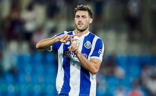 Santi Giménez se queda sin minutos en victoria del Porto contra el Benfica