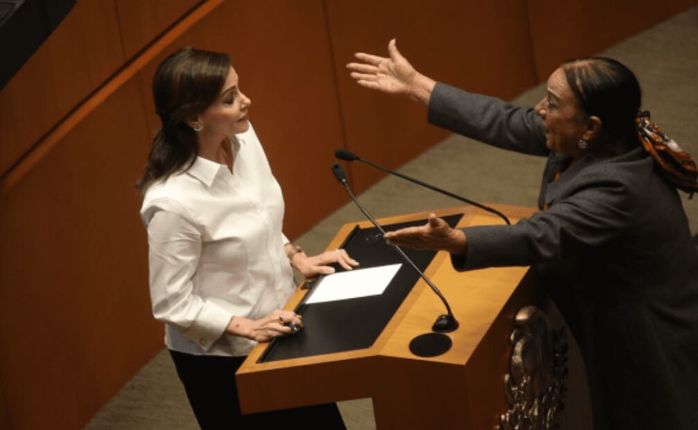 "¡Sentado y callado Napoleón!": Lilly Téllez a Gómez Urrutia en discusión de reforma sobre Fuerzas Armadas