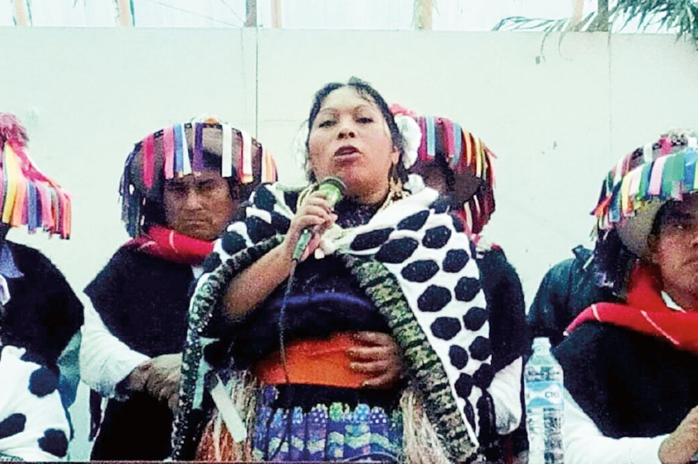 La alcaldesa de Chenalhó, Rosa Pérez, quien tiene estudios de doctorado, aseguró que ahora regresará la paz y la tranquilidad al municipio (FREDY MARTÍN. EL UNIVERSAL)