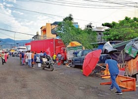 Choque de camión deja 5 heridos