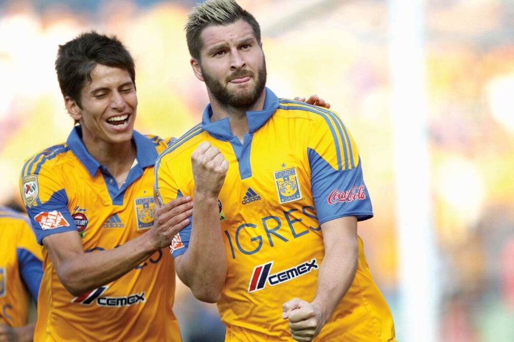 Jürgen Damm (izq.) y André Pierre Gignac, cada quien hizo doblete (IMAGO7)