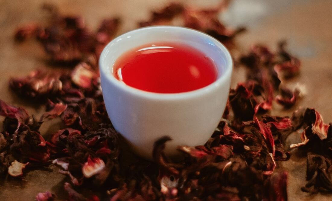 La flor de jamaica es rica en antioxidantes que previenen enfermedades degenerativas / Foto: Unsplash