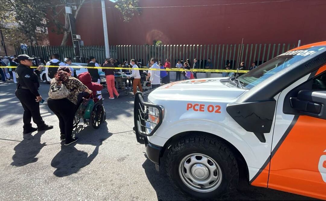 Provoca incendio traslado de pacientes de hospital del IMSS, en Monterrey.
Foto: Especial.