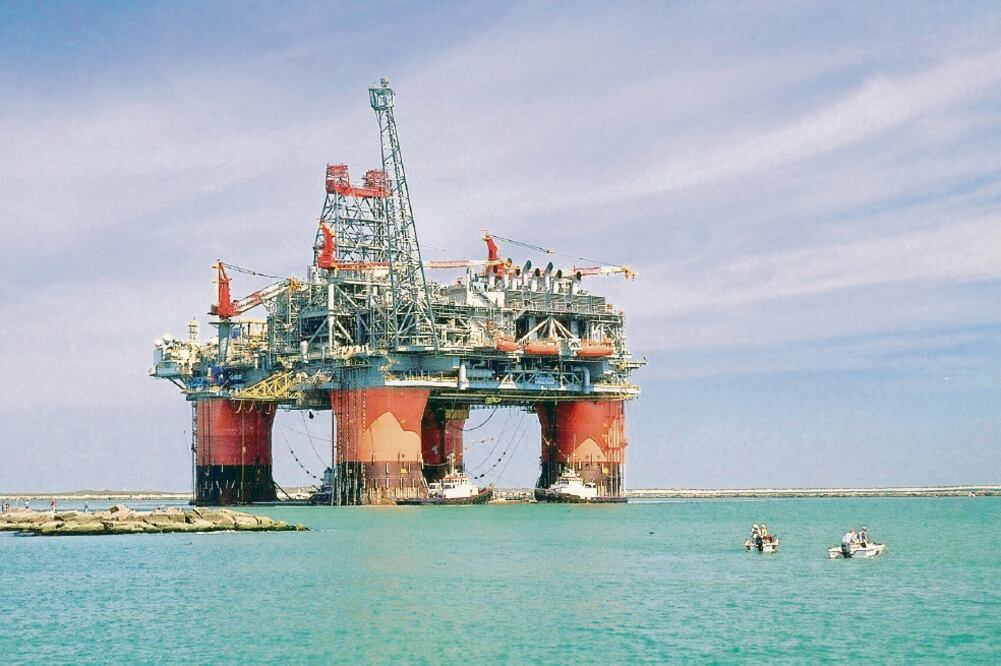 El acuerdo pactado por la Organización de Países Exportadores de Petróleo (OPEP) fue de reducir la producción a 32.50 millones de barriles por día (ARCHIVO EL UNIVERSAL)