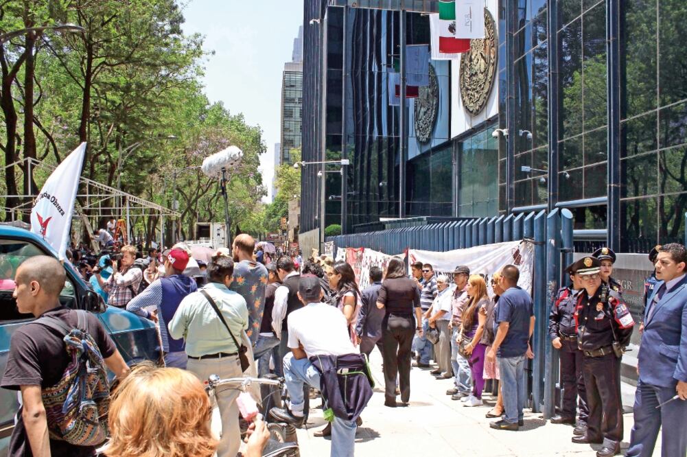 Ven “nulo avance” en investigación de los 43  