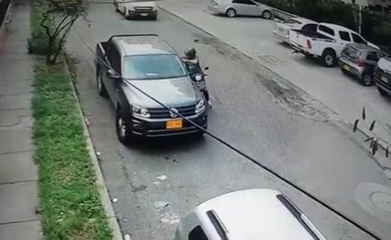 Captan en video momento en que hombre mató a asaltante que quiso atracarlo en Colombia