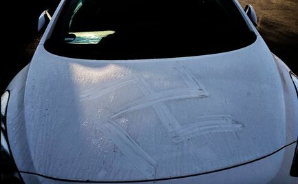 Alemania detiene a hombre acusado de pintar esvásticas con su propia sangre en carros y fachadas