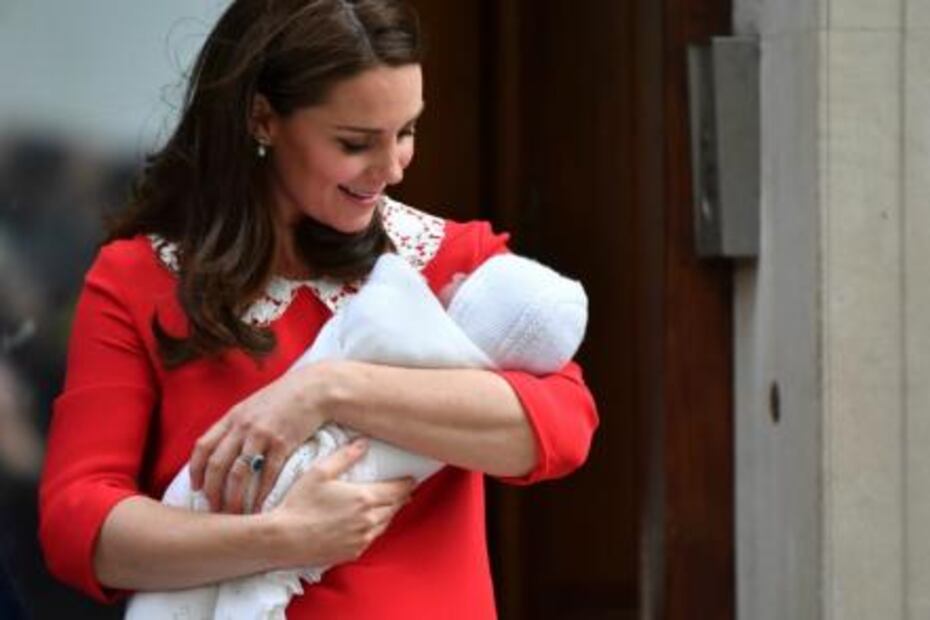 Kate Middleton le rinde homenaje a la Princesa Diana con vestido de maternidad
