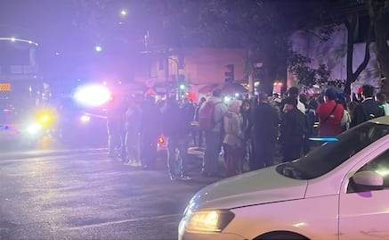 Ejecutan a dos hombres en calles del Pueblo de Santa Fe, en alcaldía Álvaro Obregón; agresores logran huir