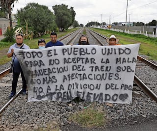 Frena oposición vecinal paso de  tren suburbano