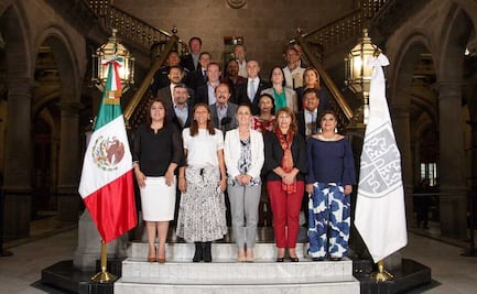 Sheinbaum se reune con alcaldes y alcaldesas de la CDMX para tratar temas de bacheo, drenaje y seguridad