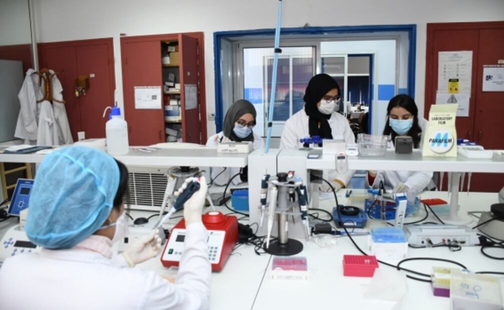 ¿Qué hay detrás de las pruebas rectales para detectar el Covid-19?