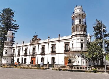 Consejo destituye al rector de la UACh