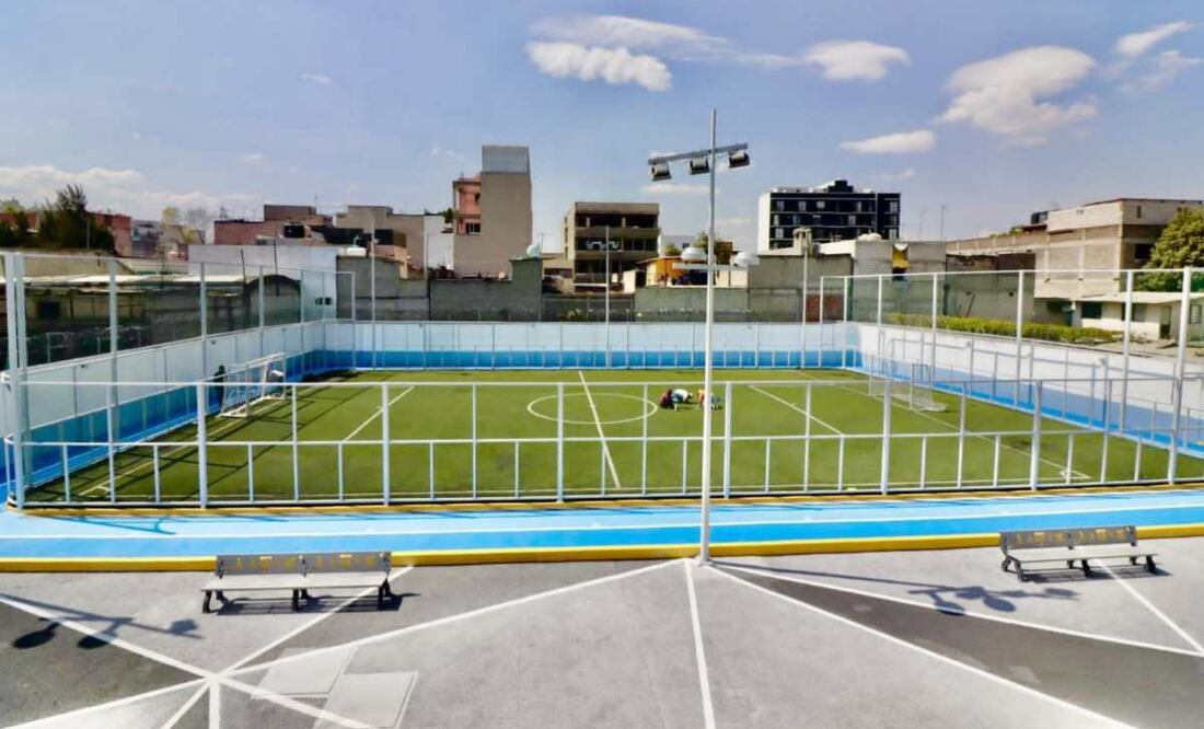 Sandra Cuevas inauguró el Centro Deportivo Bicentenario. Foto: Especial