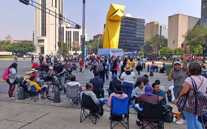 CNTE retira bloqueos en diversos puntos de CDMX; continúa plantón en el Zócalo 