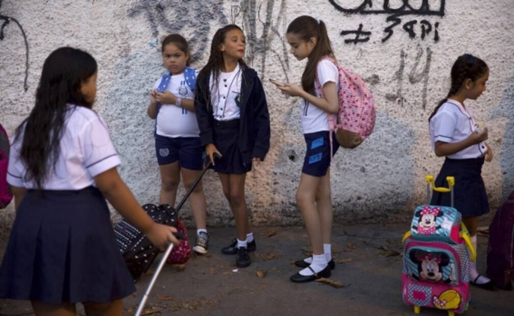 Marxismo, feminismo y homosexualidad, fuera de libros de texto en Brasil